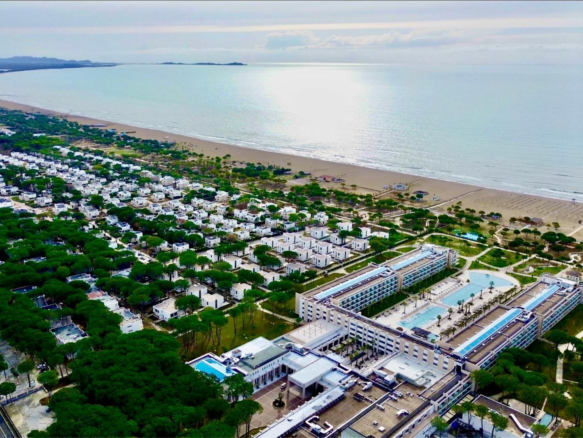 Sanpietro Vacation Apartments Durrës Esterno foto