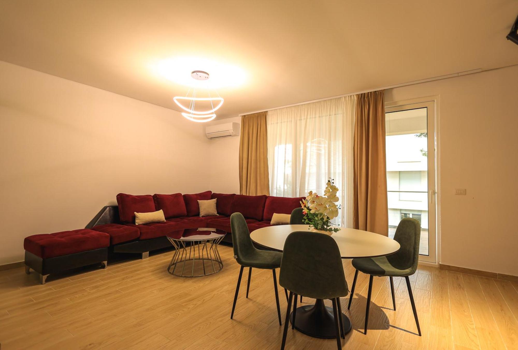 Sanpietro Vacation Apartments Durrës Esterno foto