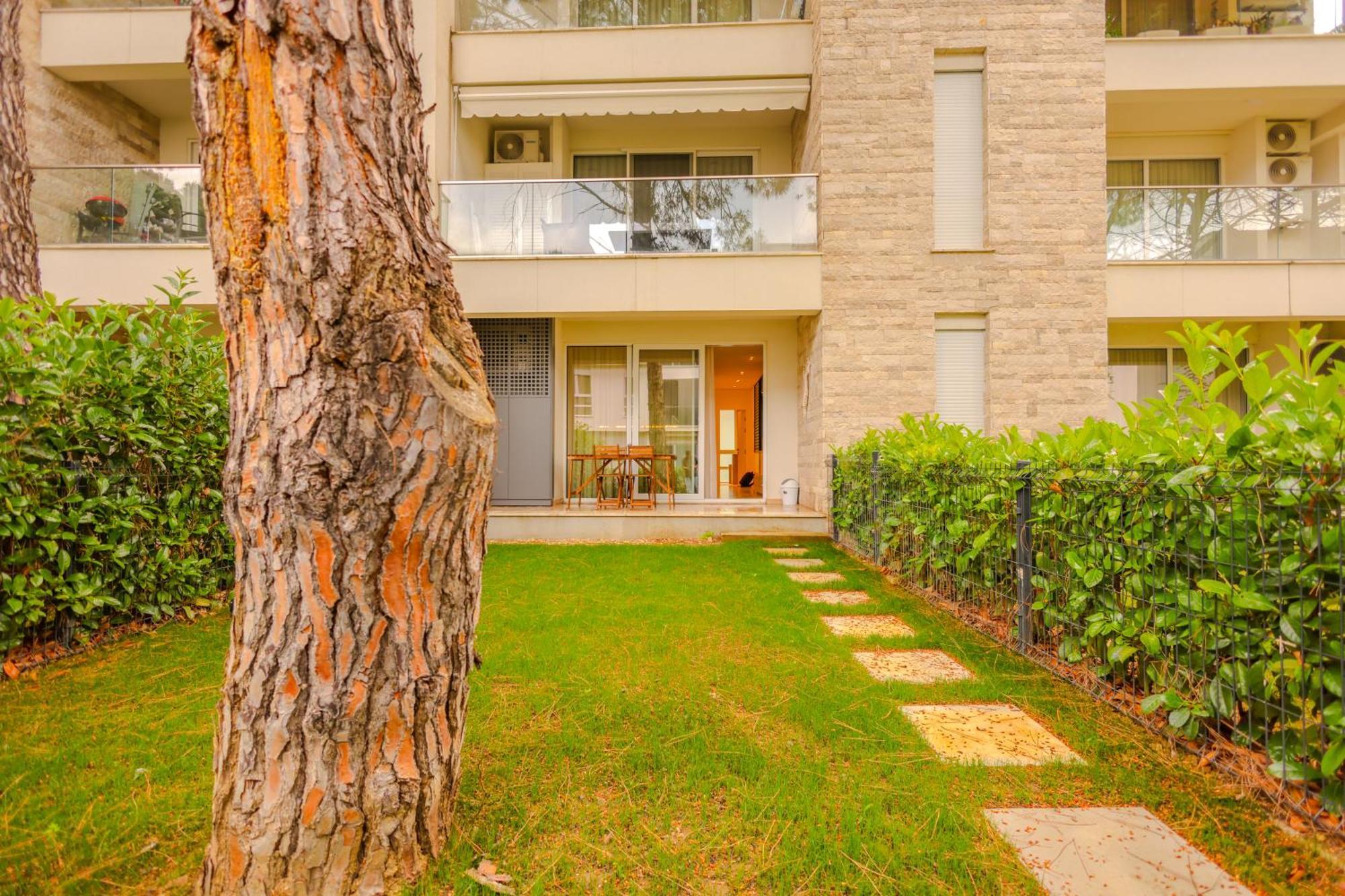 Sanpietro Vacation Apartments Durrës Esterno foto